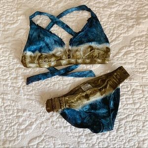 Lucky Brand Tie Dye Ruffle Bikini Set